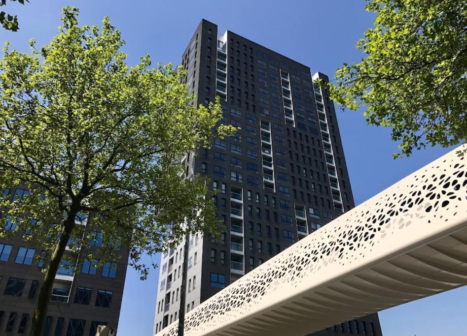 Uniek Appartement - Mooiste En Hoogste Uitzicht Op Antwerpen! - Incl Gratis Parking Exterior foto