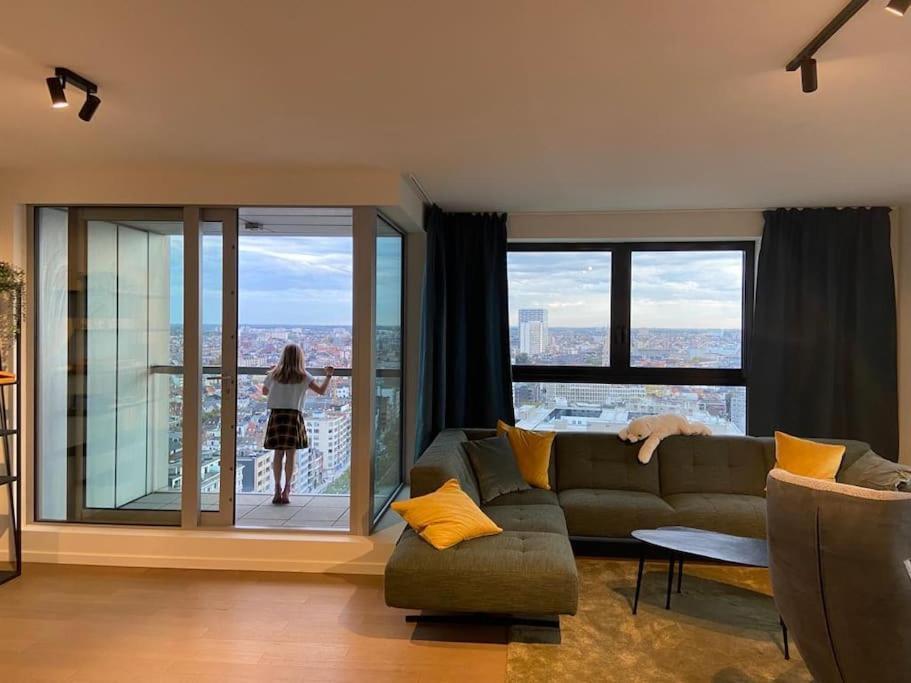 Uniek Appartement - Mooiste En Hoogste Uitzicht Op Antwerpen! - Incl Gratis Parking Exterior foto