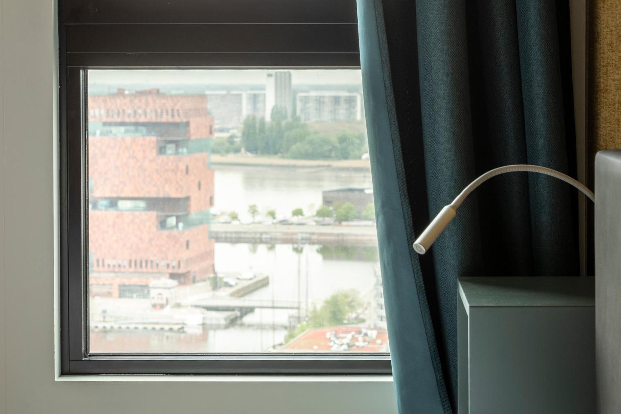 Uniek Appartement - Mooiste En Hoogste Uitzicht Op Antwerpen! - Incl Gratis Parking Exterior foto