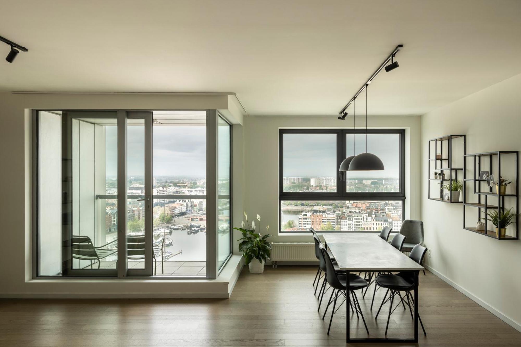 Uniek Appartement - Mooiste En Hoogste Uitzicht Op Antwerpen! - Incl Gratis Parking Exterior foto